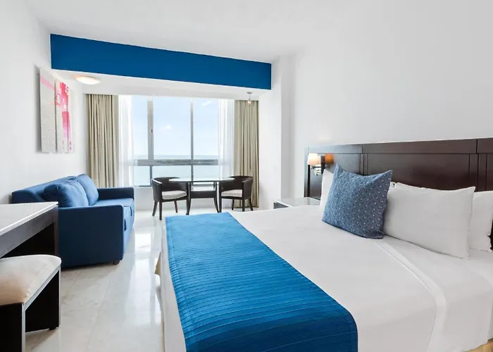 Park Royal Beach Mazatlán