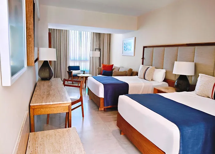 Park Royal Beach Mazatlán